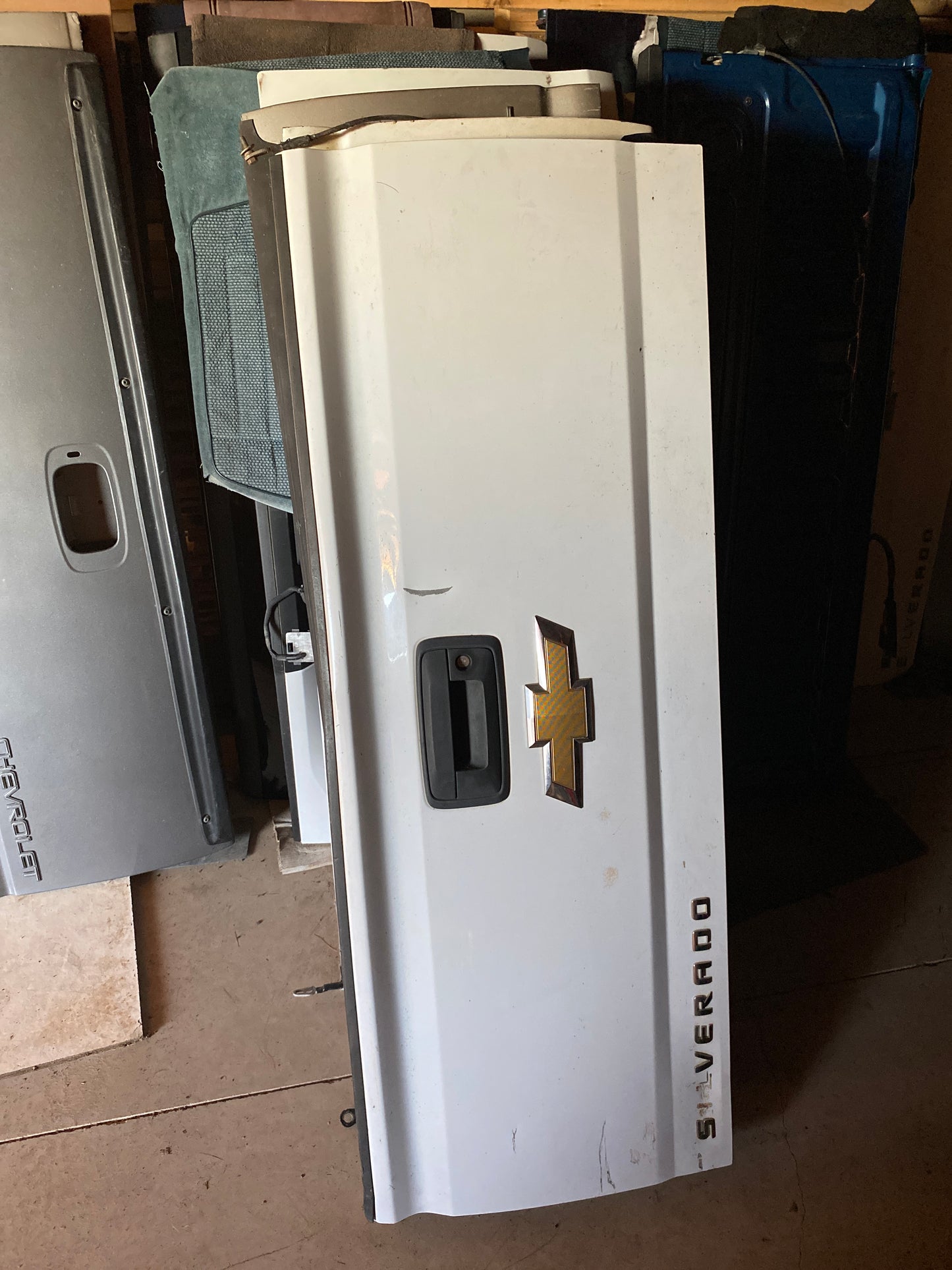 2014-2019 Chevrolet Silverado 1500/2500/3500 Tailgate