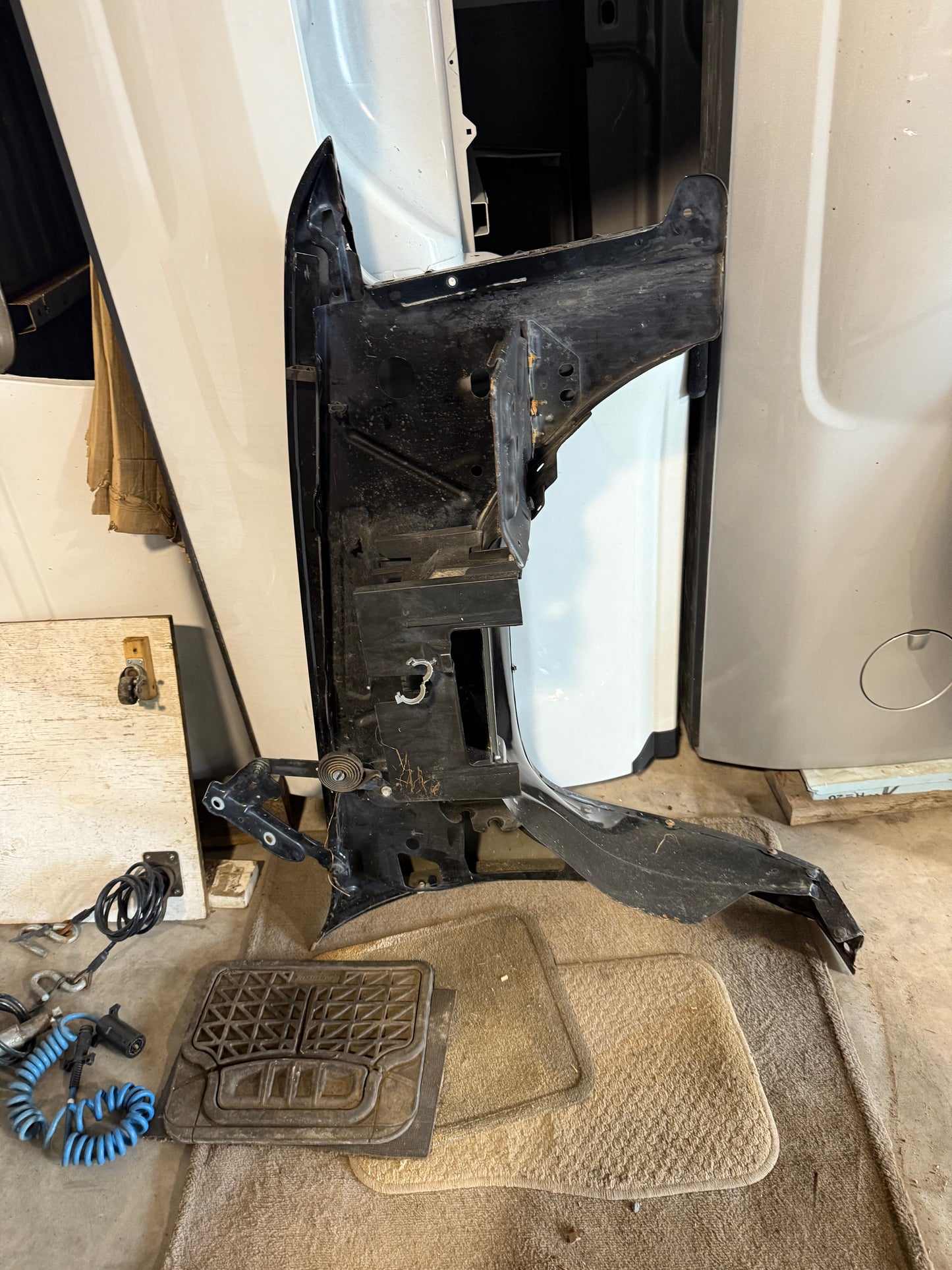 2007-2013 Chevrolet Silverado 1500/2500/3500 Driver Side Fender