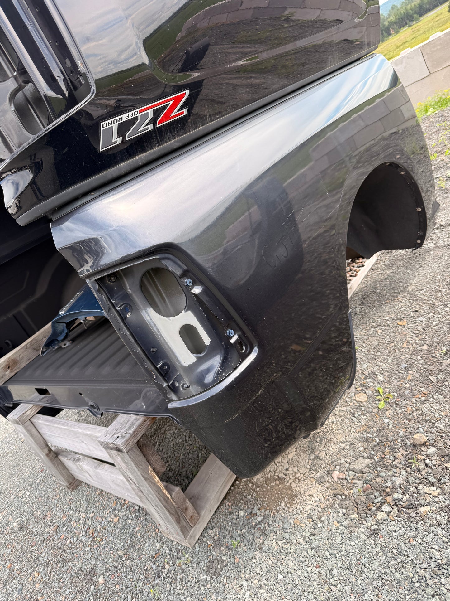 2013-2019 RAM 1500 5'7" Short Bed Truck Box