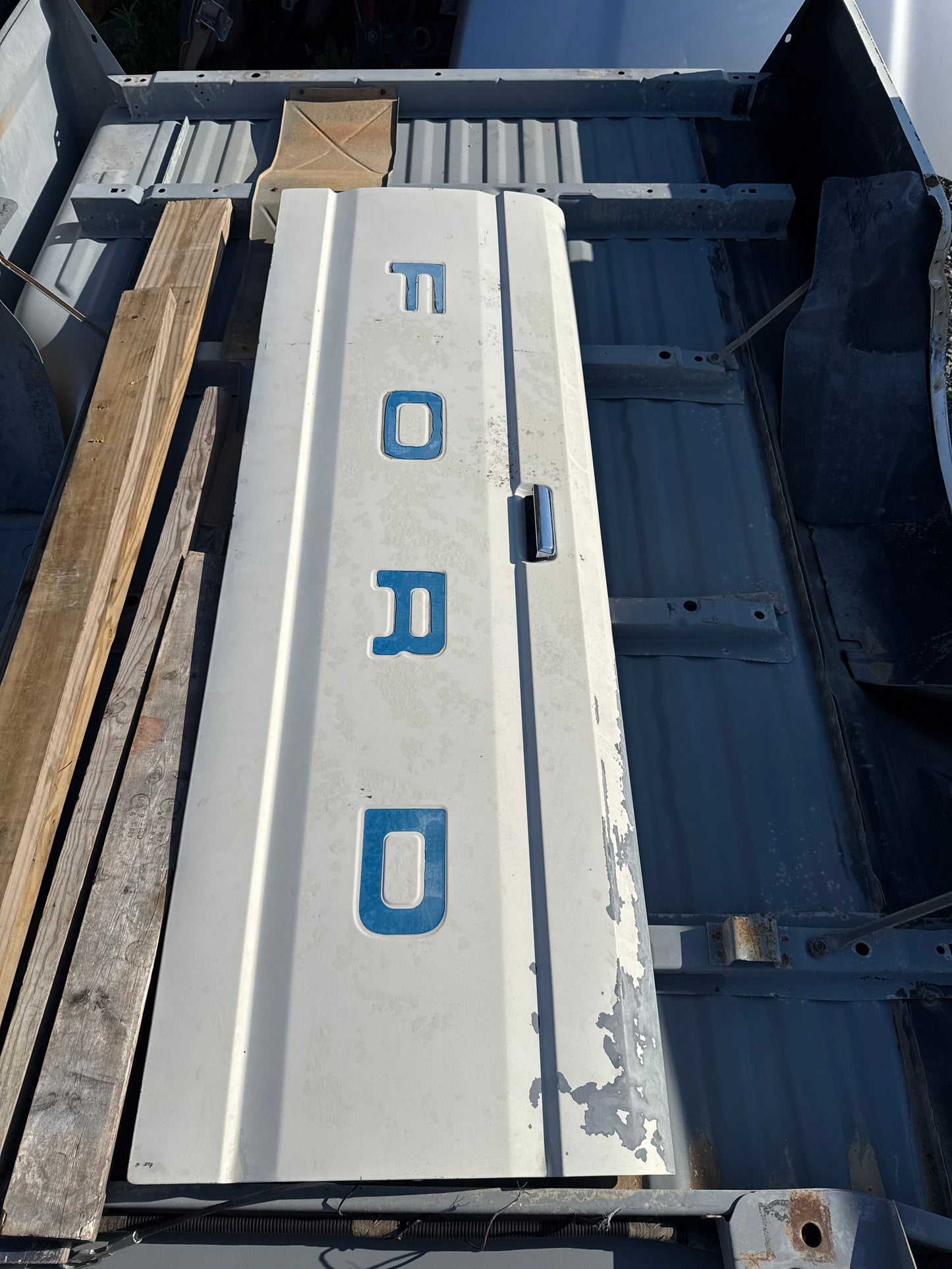 1987-1996 Ford F-150 Tailgate