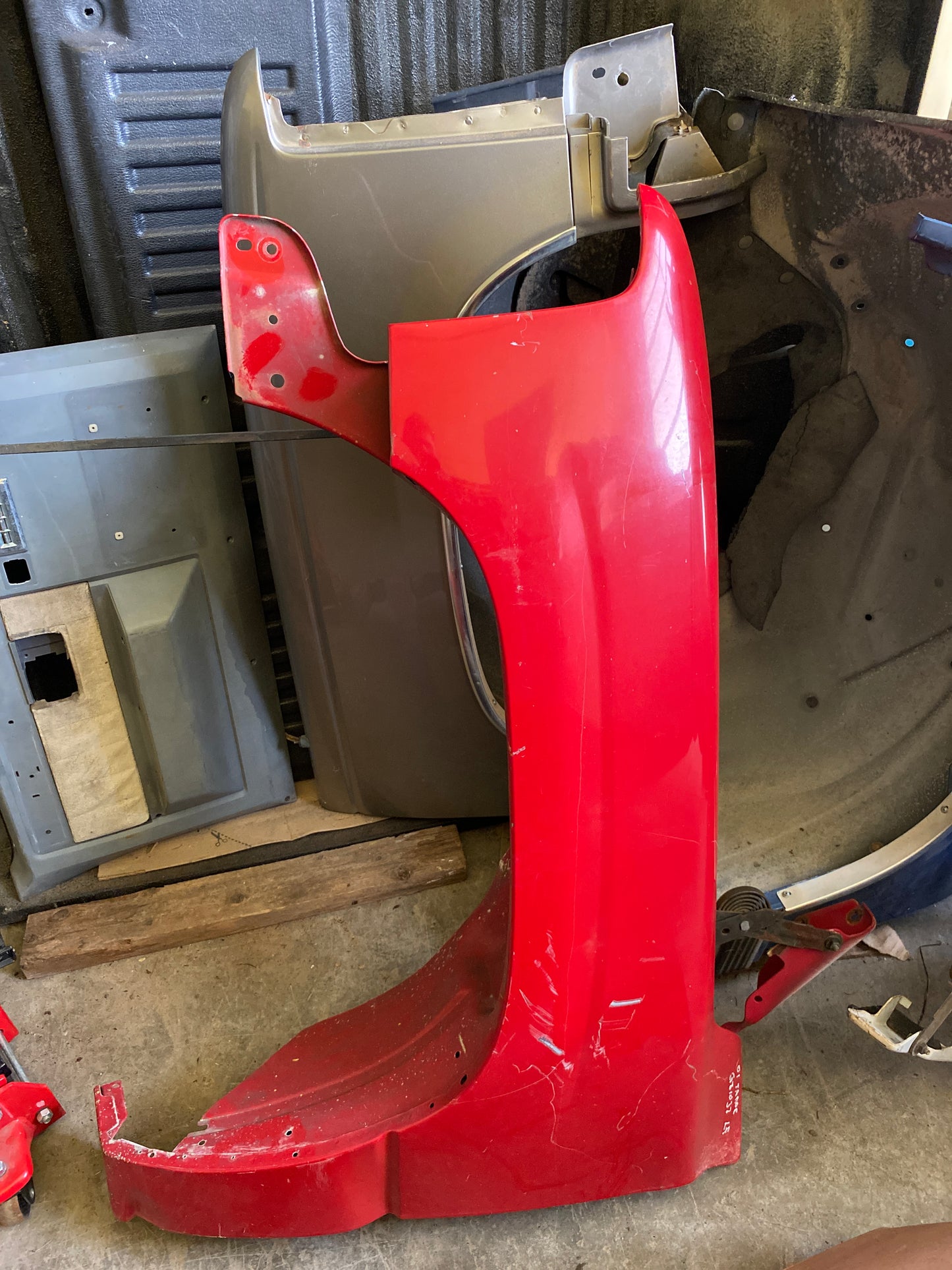 1999-2007 Chevrolet Silverado 1500/2500/3500 Driver Side Fender