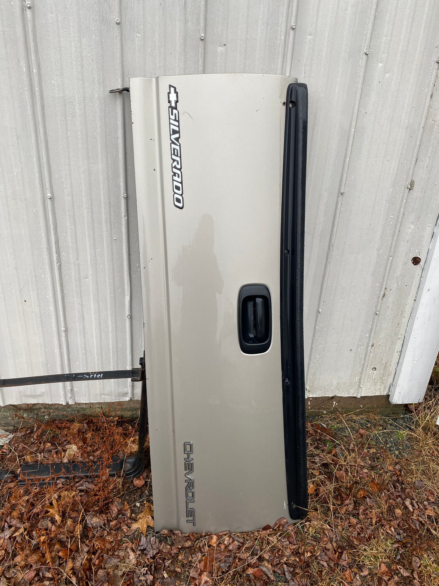 1999-2007 Chevrolet Silverado 1500/2500/3500 Tailgate