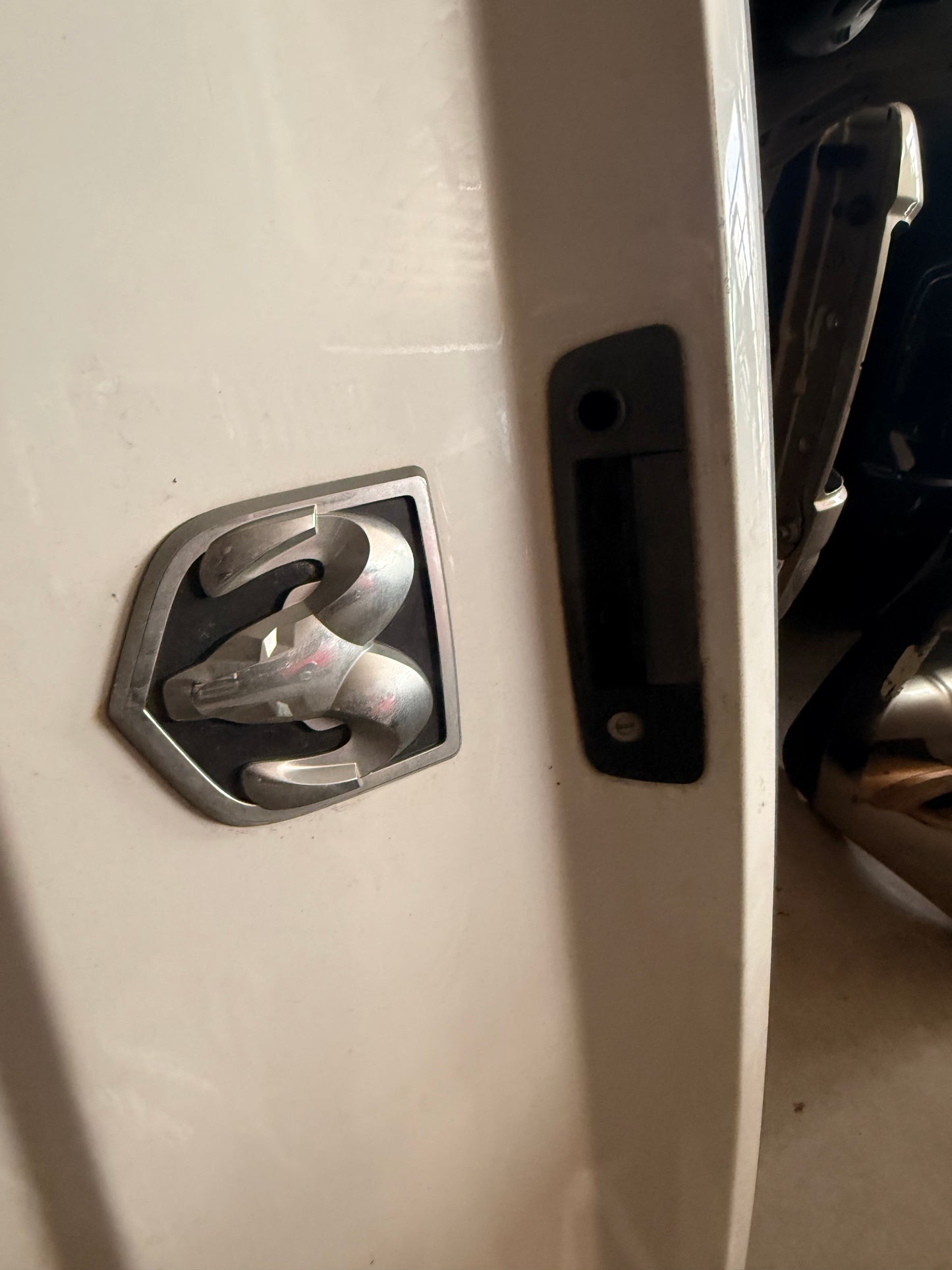 2009-2018 Dodge Ram 1500 2500 3500 OEM Tailgate