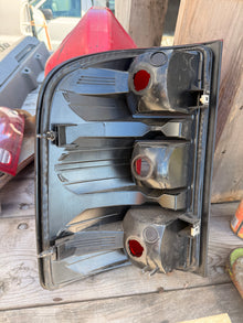 2007–2013 Chevrolet Silverado 1500 2500 3500 Aftermarket Passenger Side Tail Light