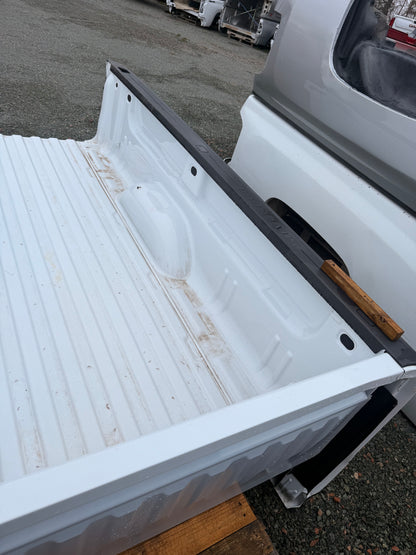 2014–2019 Chevrolet Silverado 1500 2500 3500 8ft Long Bed Truck Box