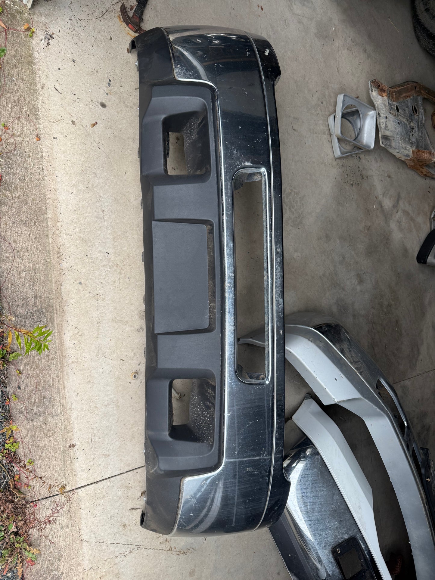 2007-2013 Chevrolet Silverado/GMC Sierra Chrome Front Bumper