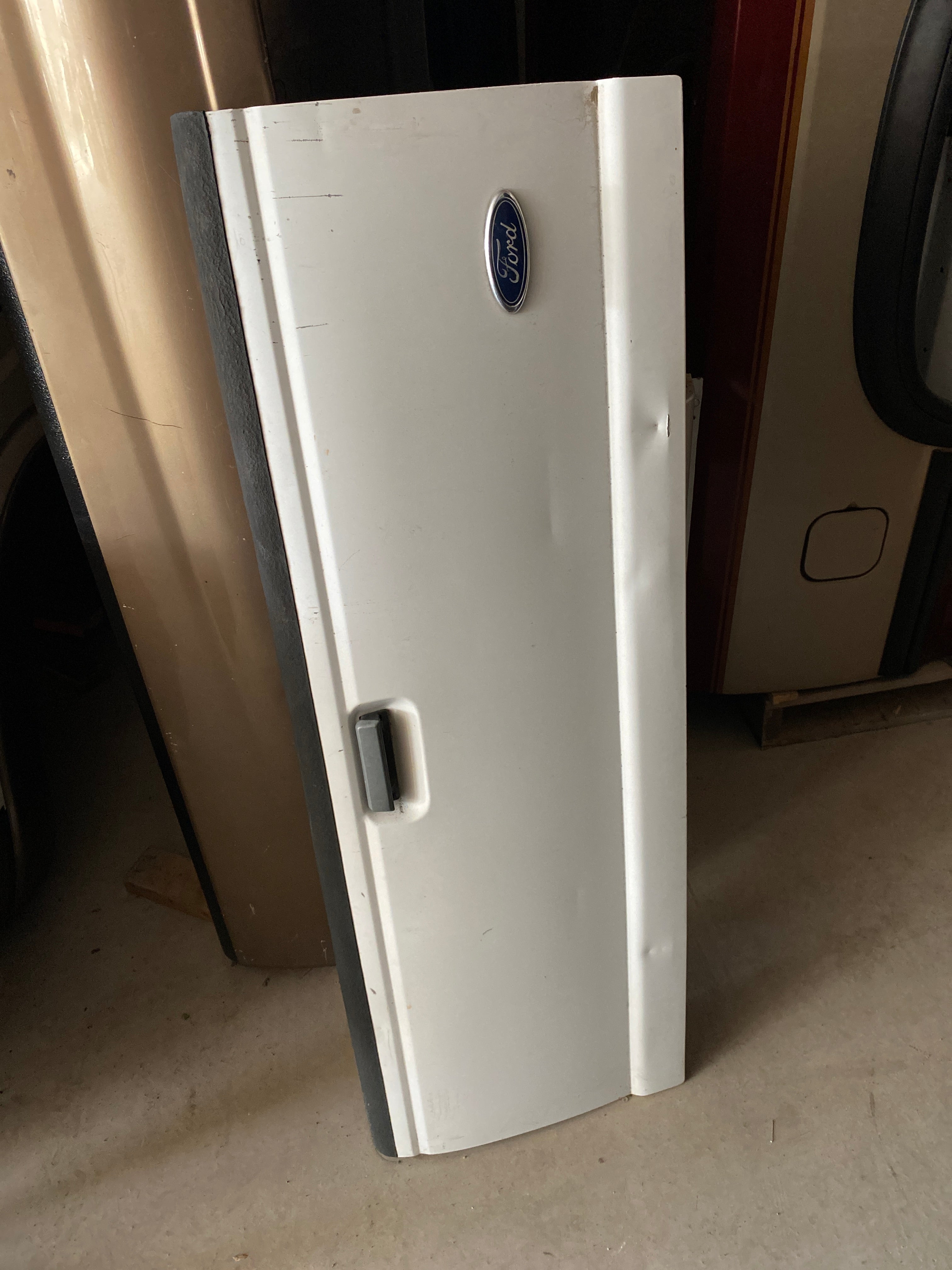 2006-2011 Ford Ranger Tailgate – RACO