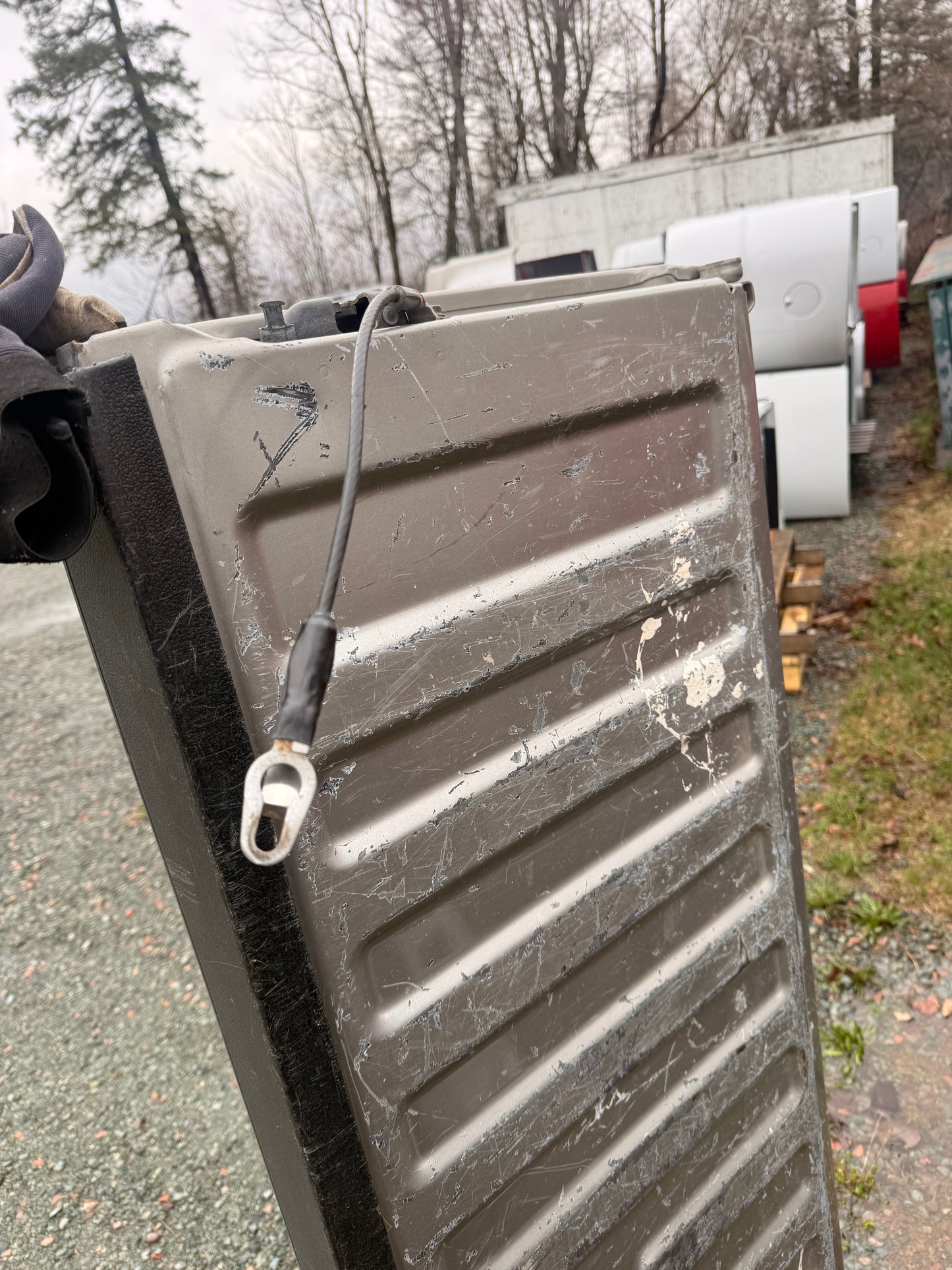 1999-2007 GMC Sierra 1500 2500 3500 Tailgate