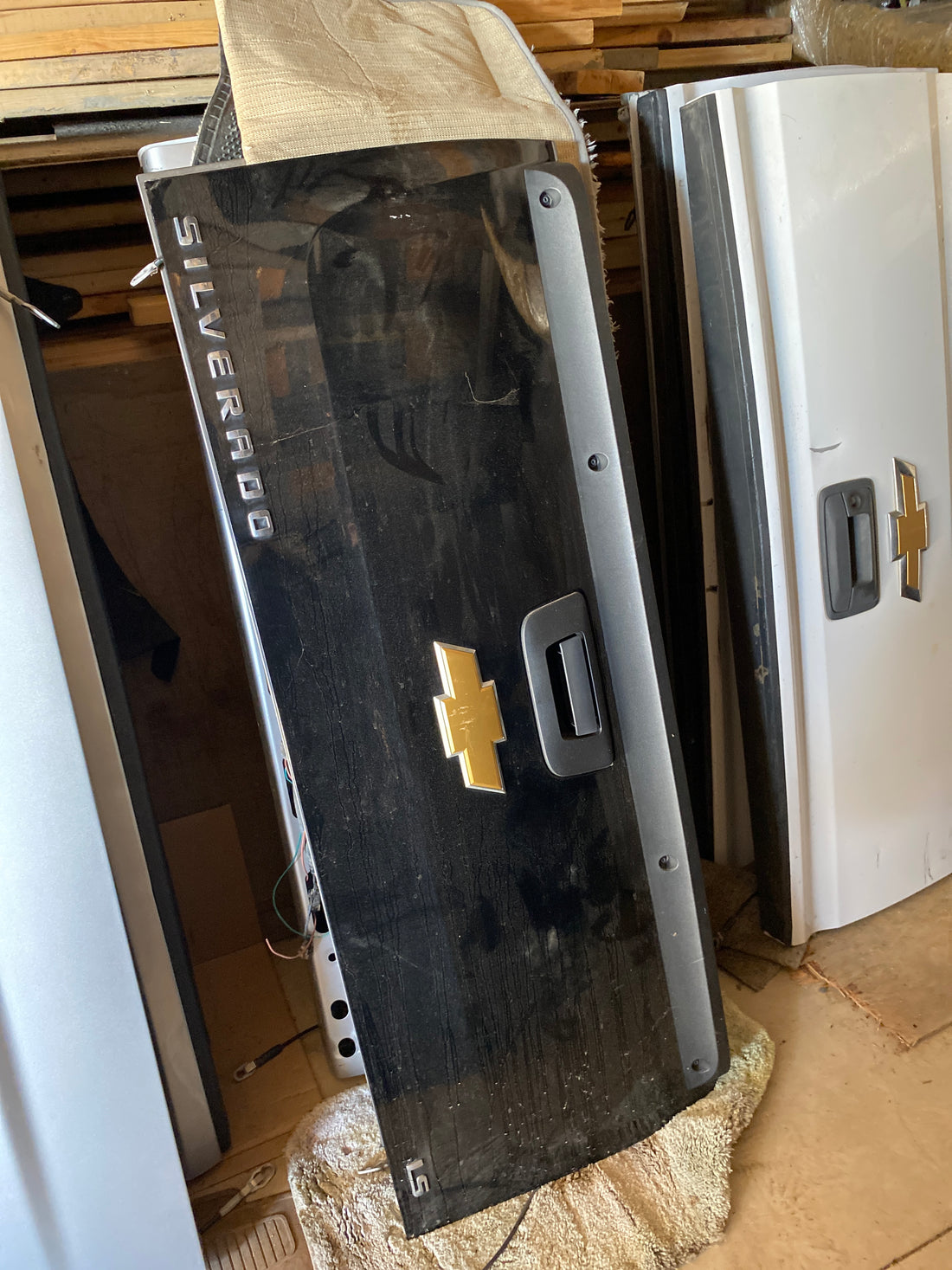 2007-2013 Chevrolet Silverado 1500/2500/3500 Tailgate