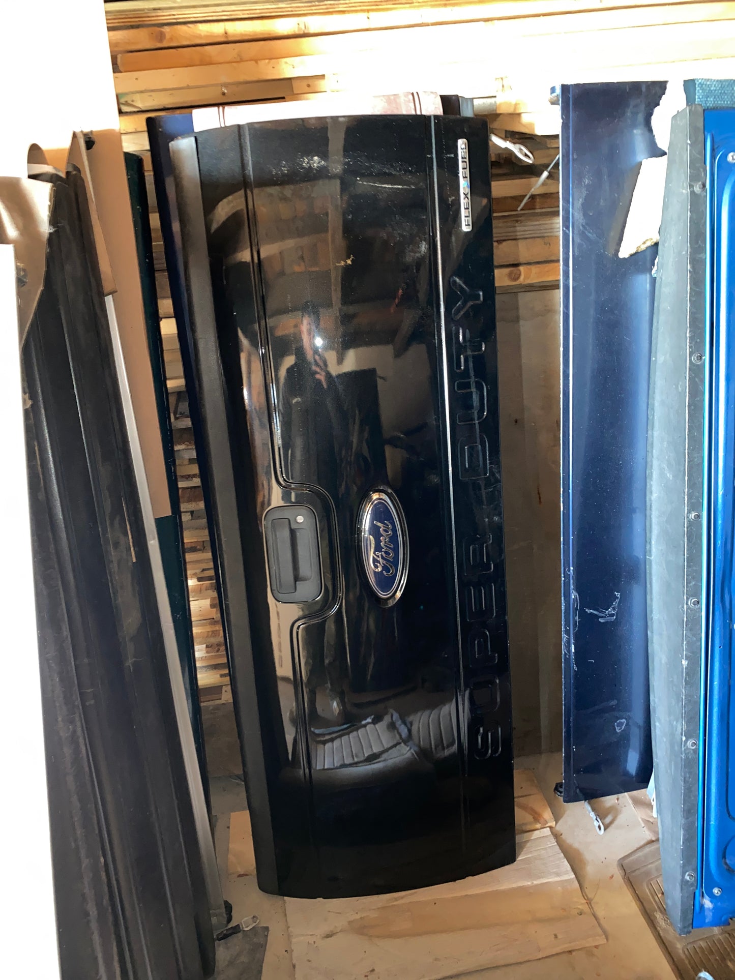 2011-2016 Ford Super Duty Tailgate