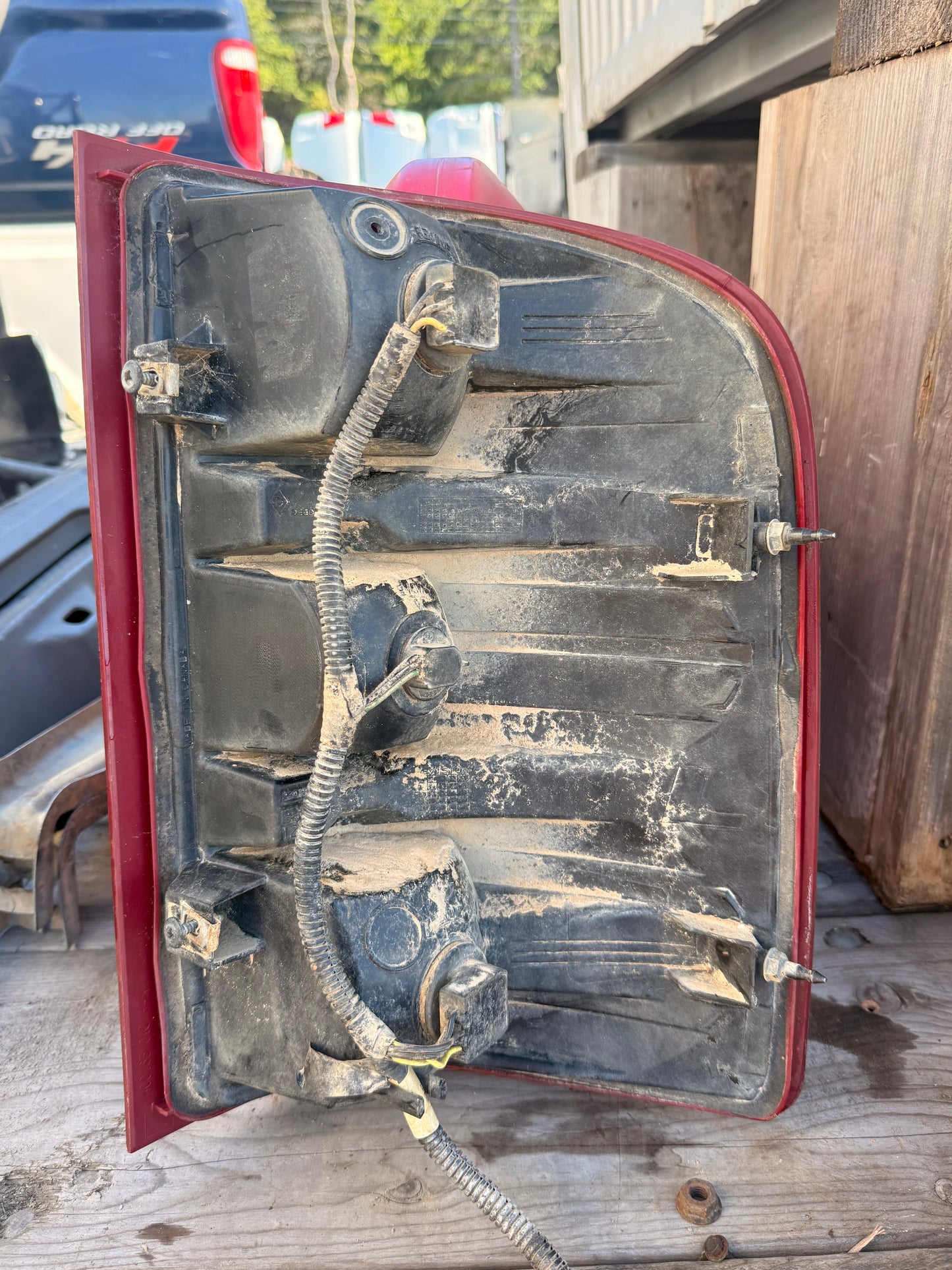2007–2013 Chevrolet Silverado 1500 2500 3500 OEM Driver Side Tail Light