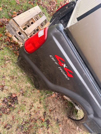 1999-2010 Ford F-250/F-350 6’9” Standard Bed Truck Box