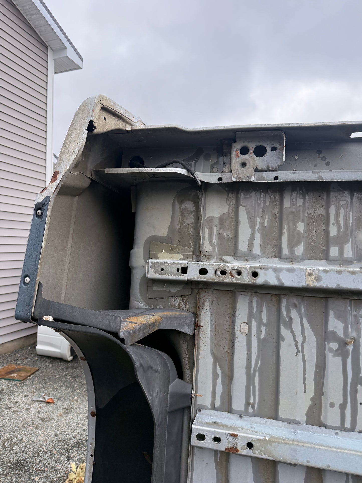 2009–2018 Ram 1500/2500/3500 6’4” Truck Box | OEM Bed