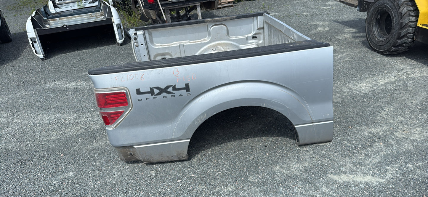 2009-2014 Ford F-150, 5.5ft Long Truck Box