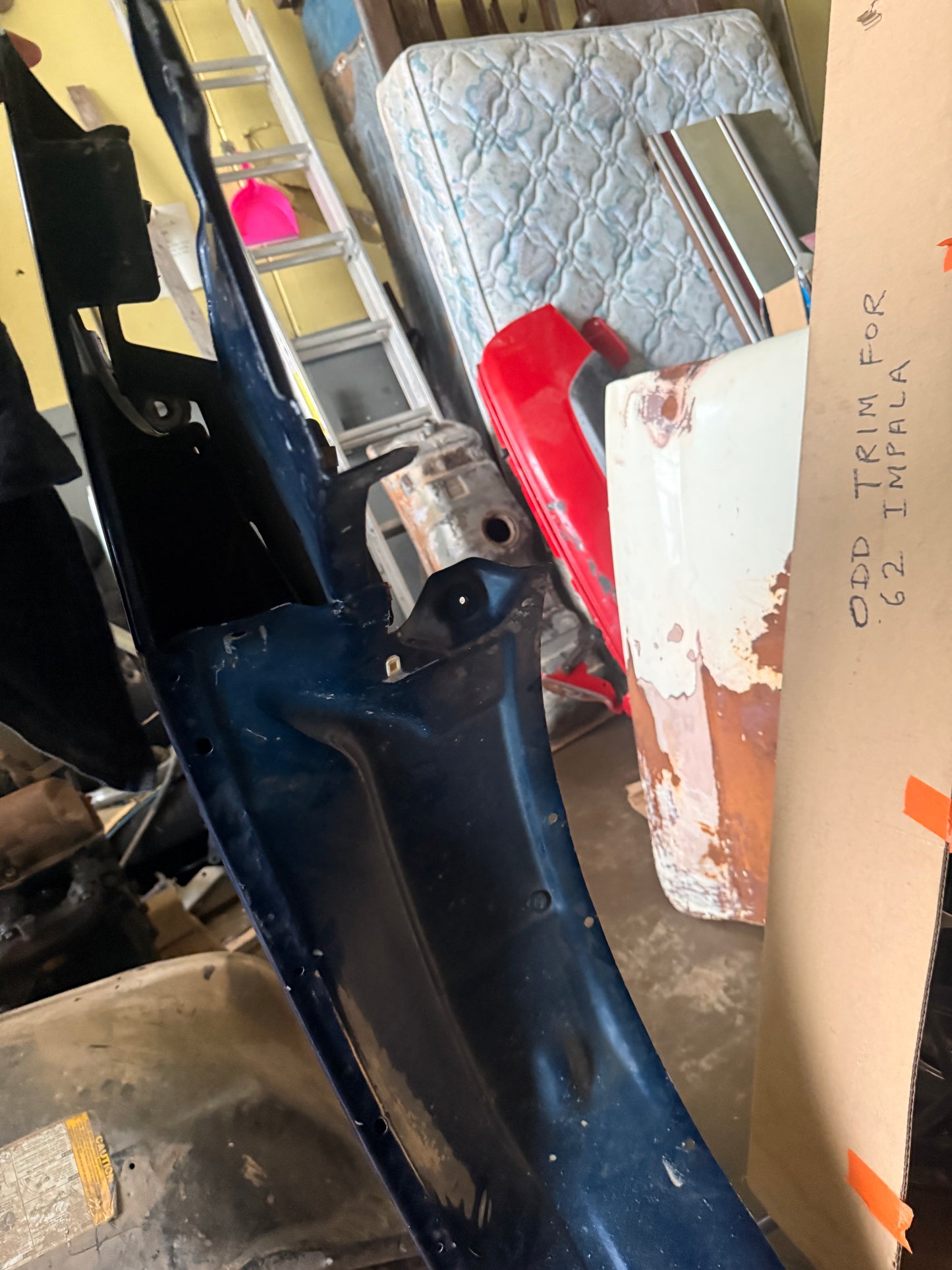 2003-2006 Chevrolet Silverado “Cat Eye” Passenger Side Fender