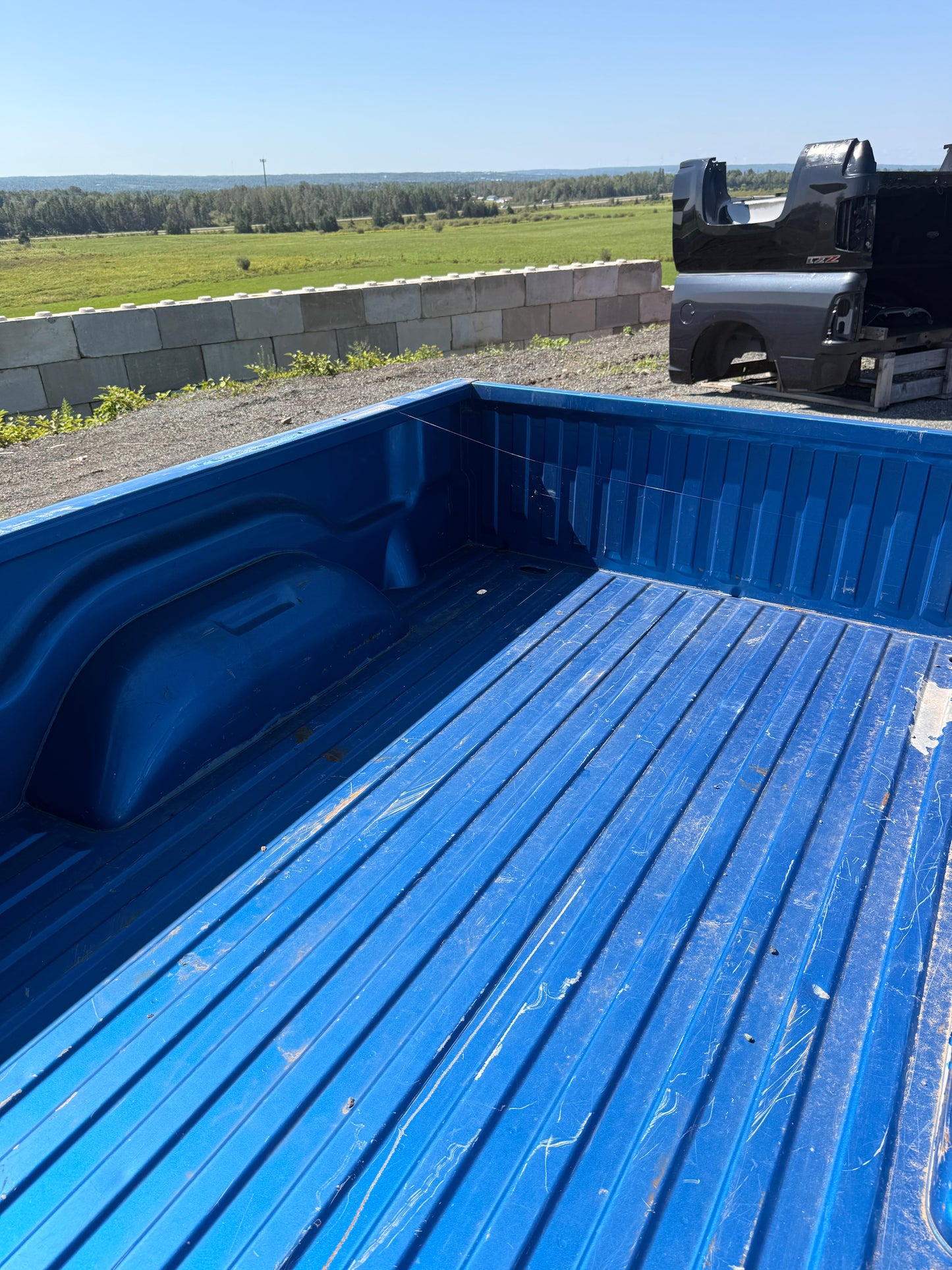 1997-2004 Dodge Dakota 6’6” Standard Bed Truck Box