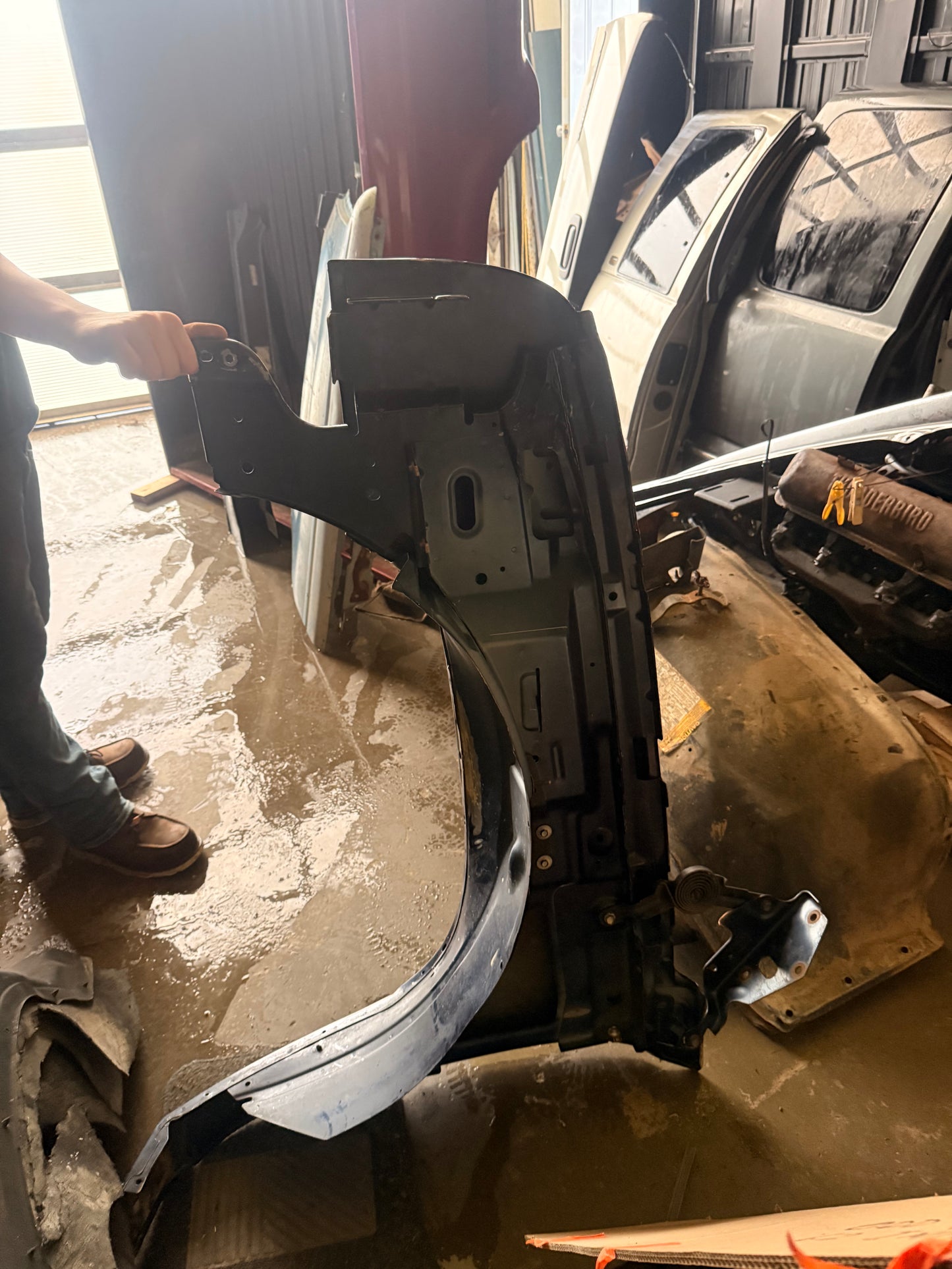 2003-2006 Chevrolet Silverado “Cat Eye” Passenger Side Fender