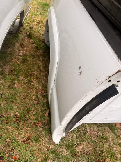 1999-2007 Chevrolet Silverado 5’8” Short Bed Truck Box