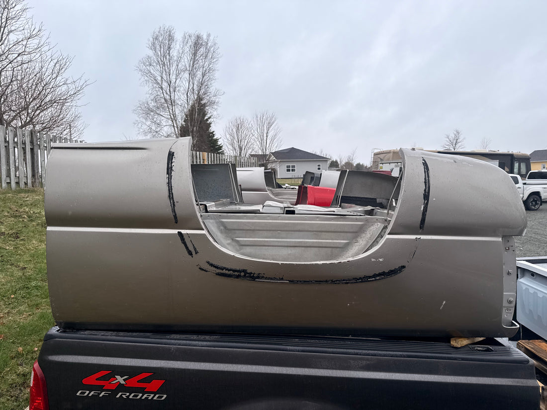 1999–2007 GMC Sierra 6'6" Standard Bed Truck Box