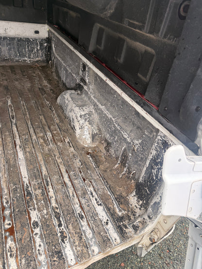 2007–2013 Chevrolet Silverado 1500 2500 3500 8ft Long Bed Truck Box