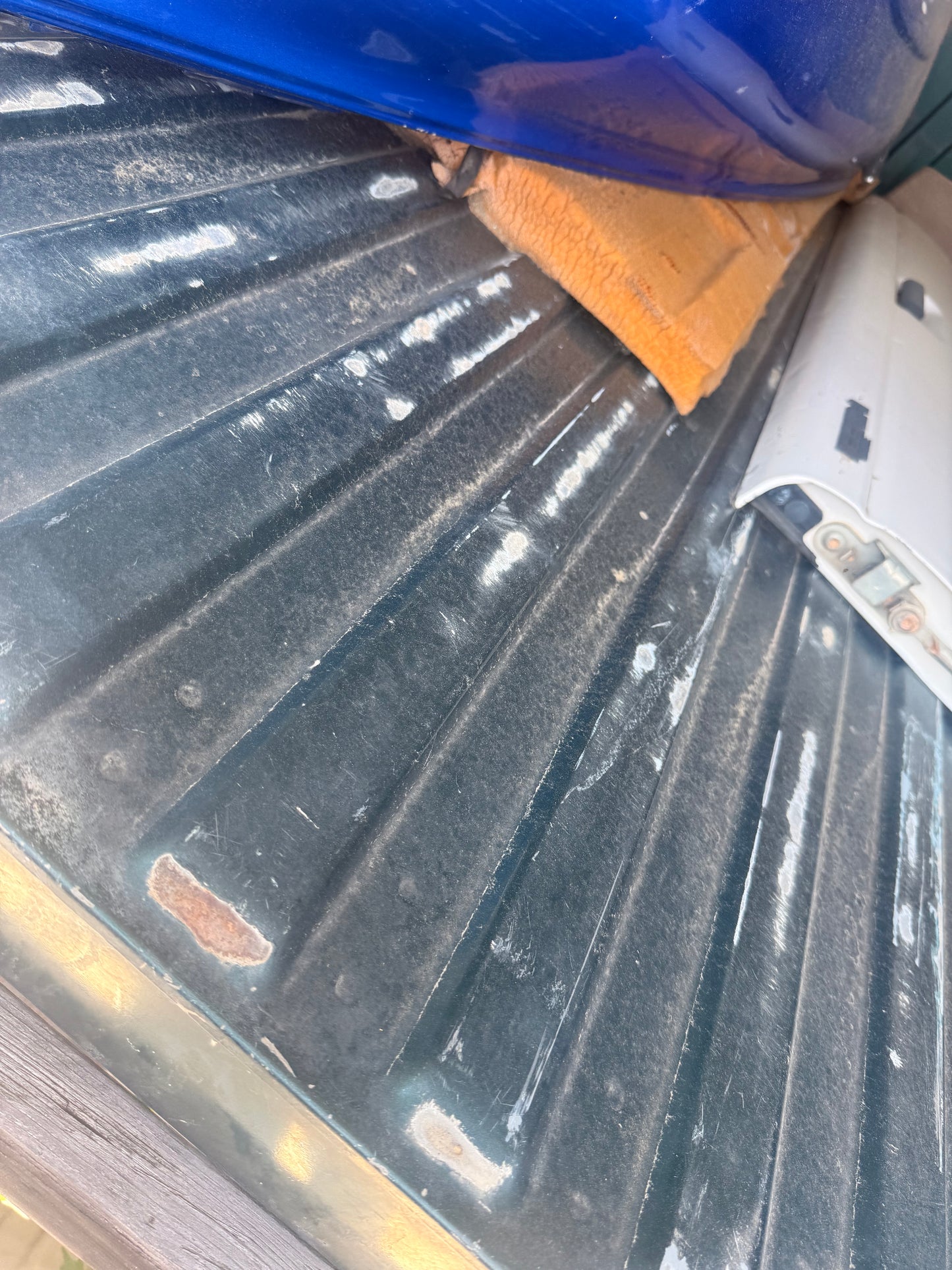 1988–1998 GMC Sierra 1500 2500 3500 6'6" Standard Bed Truck Box