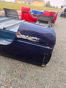 1988–1998 GMC Sierra 6'6" Standard Bed Truck Box