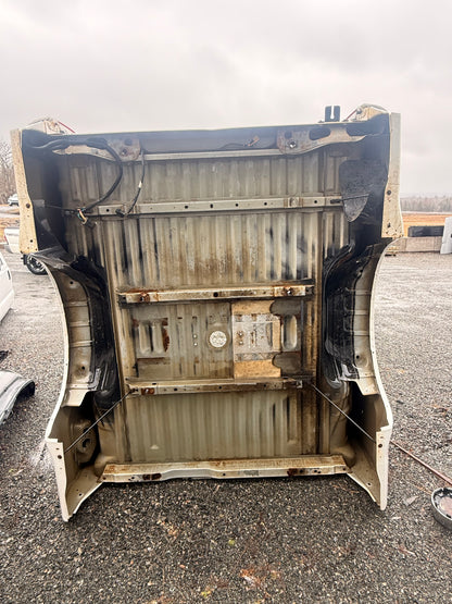 2011–2016 Ford F-250/F-350 6'9" Standard Bed Truck Box