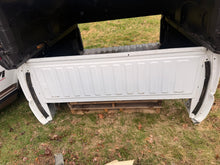 1999–2007 GMC Sierra 1500 5'8" Short Bed Truck Box