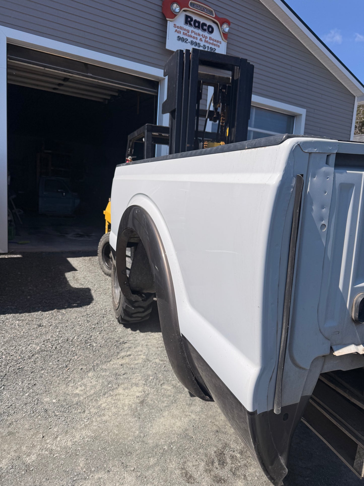 2011–2016 Ford F-250/F-350 6’9” Truck Box | King Ranch Two-Tone OEM Bed