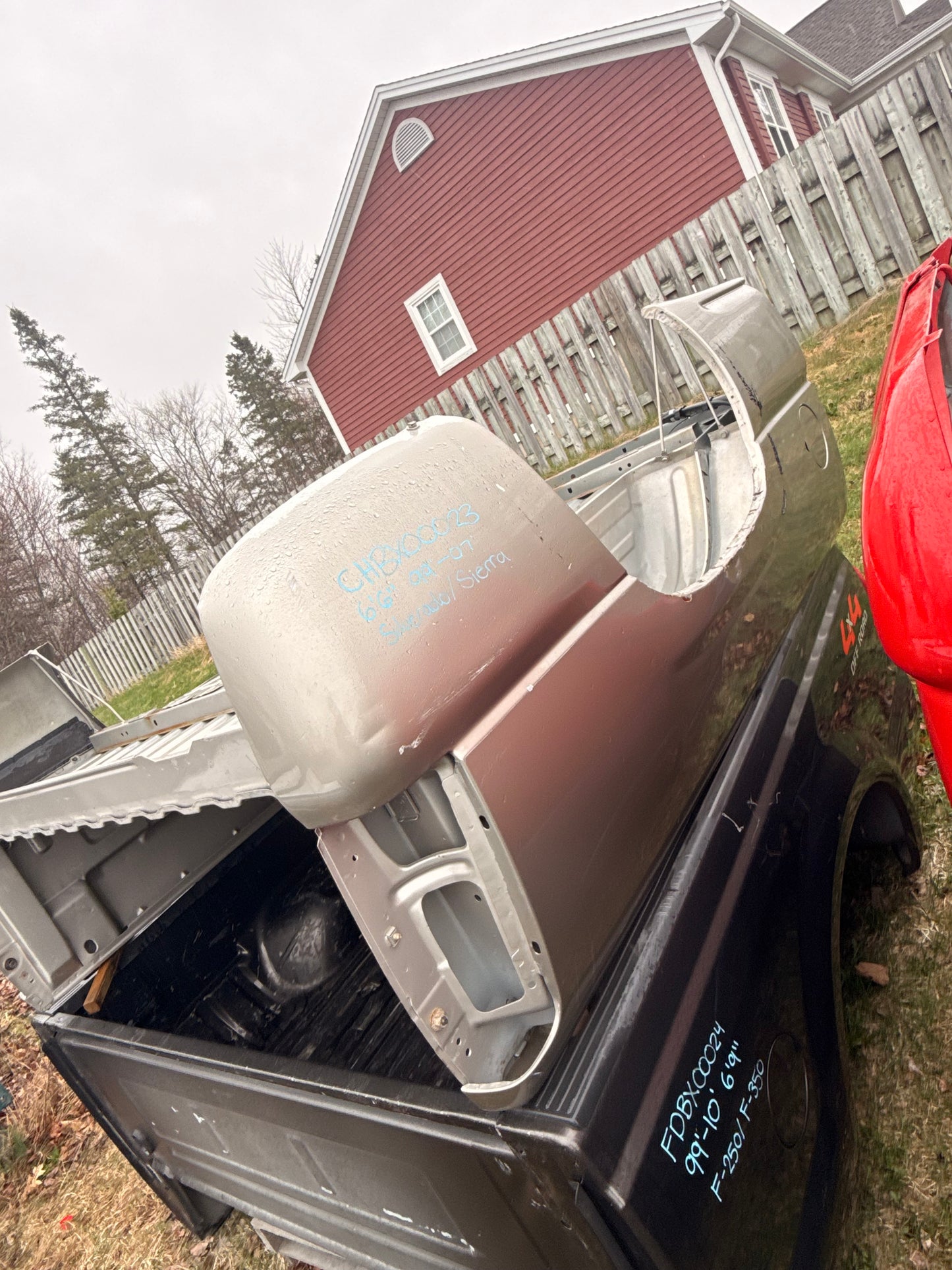 1999–2007 GMC Sierra 6'6" Standard Bed Truck Box
