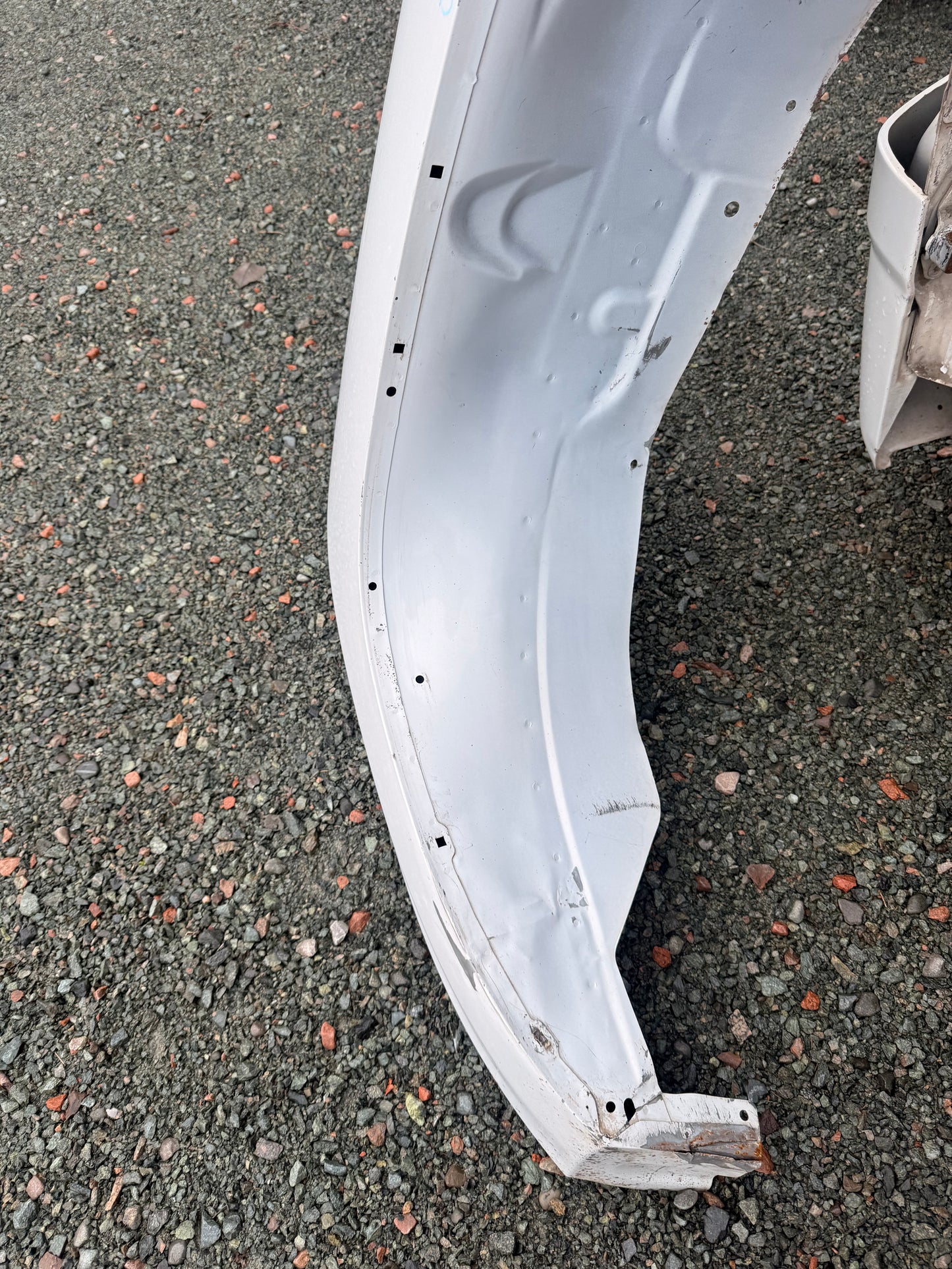 2007-2013 Chevrolet Silverado 1500 2500 3500 Passenger Side Fender