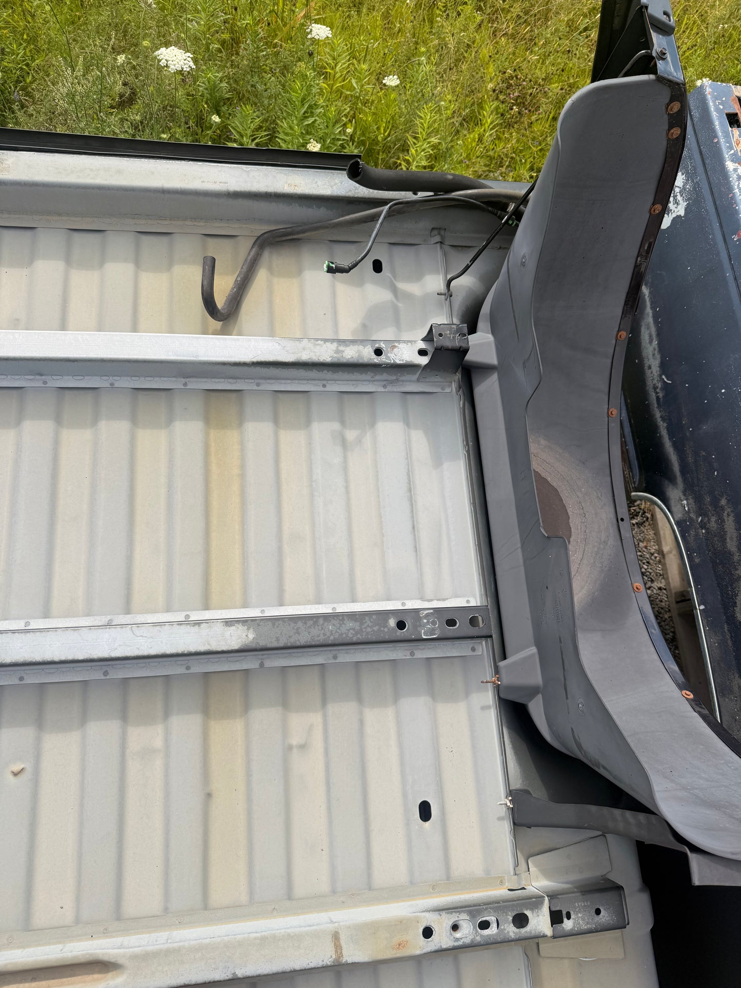 2009-2018 Dodge Ram 1500 5'7" Short Bed Truck Box