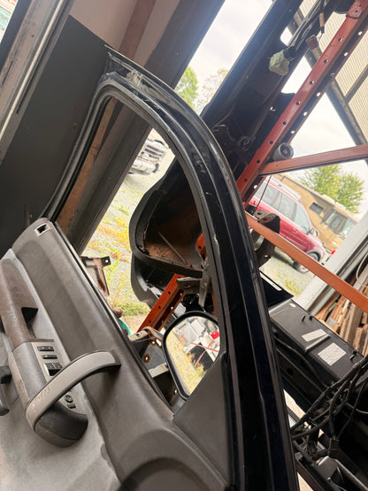 2007-2014 Chevrolet Silverado 1500 2500HD 3500HD OEM Driver Side Door