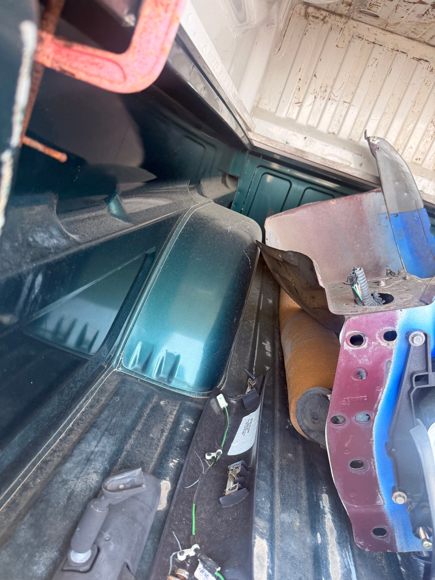 1988–1998 GMC Sierra 1500 2500 3500 6'6" Standard Bed Truck Box