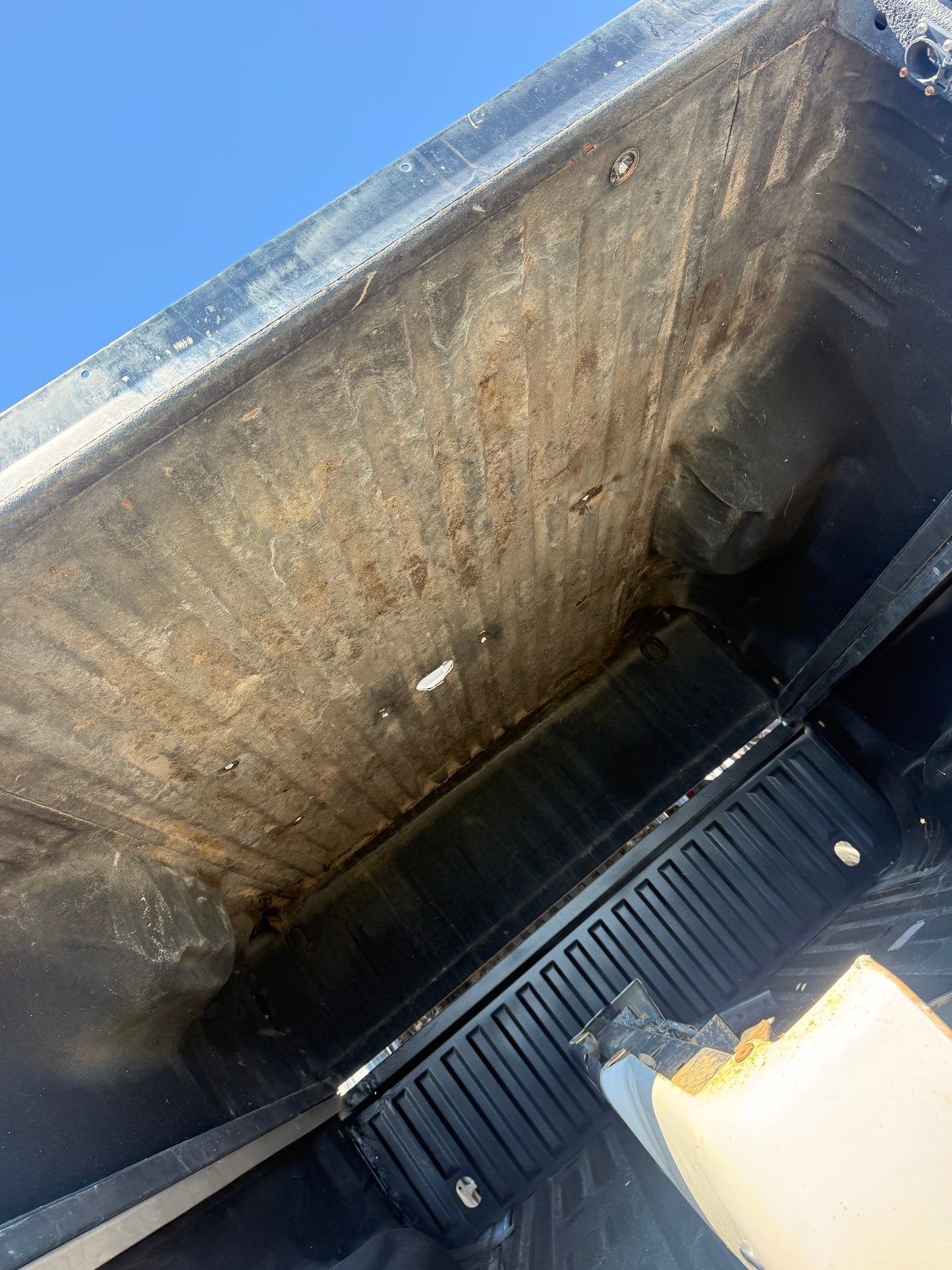 1999-2010 Ford F-250 F-350 6’9” Standard Bed Truck Box