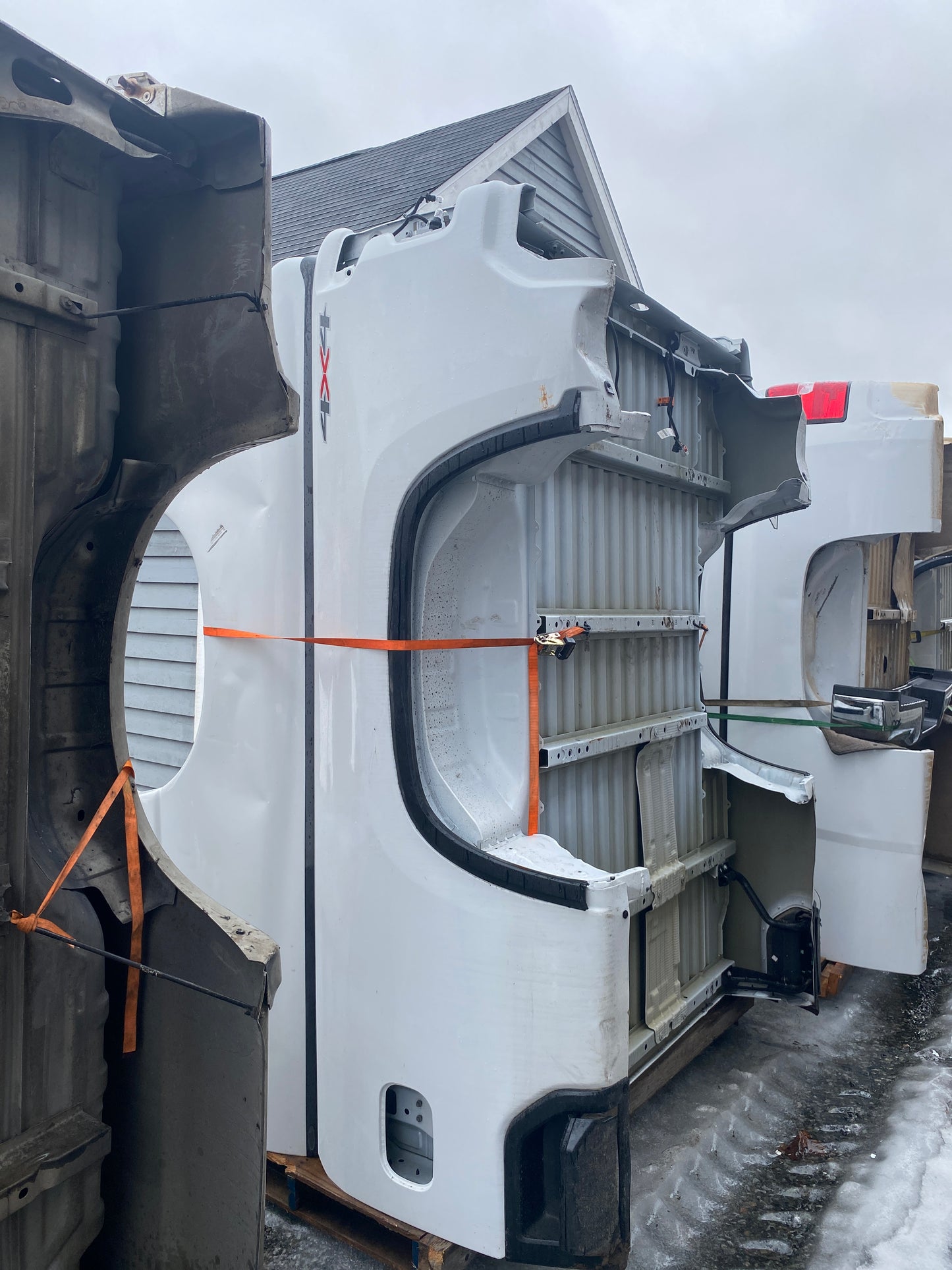 2019-2024 Chevrolet Silverado Truck Box