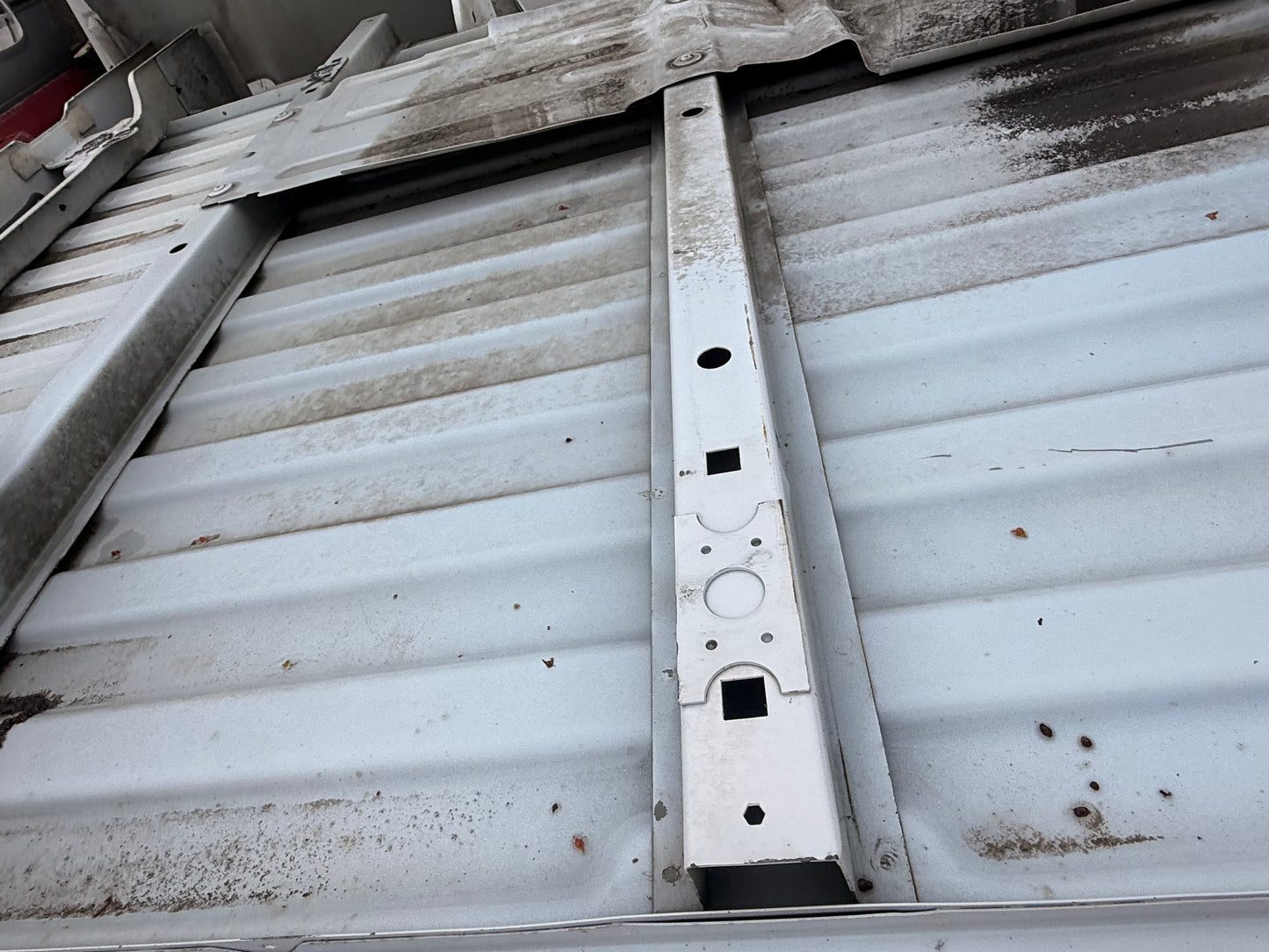 2007–2013 Chevrolet Silverado 1500 2500 3500 8ft Long Bed Truck Box