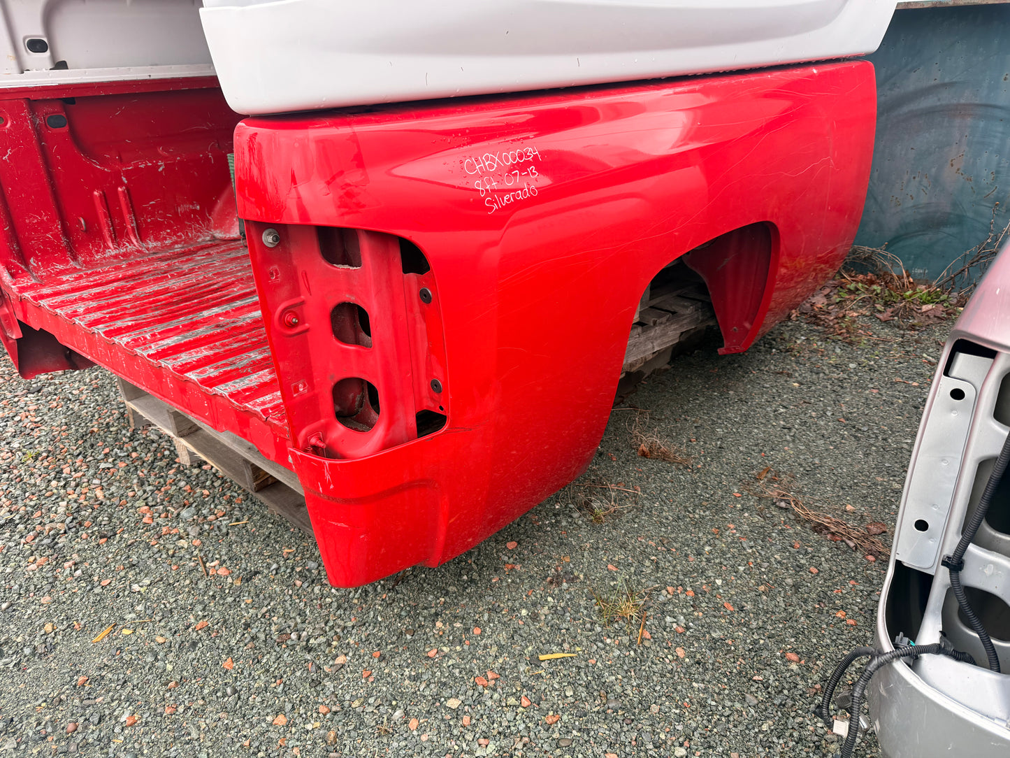 2007–2013 Chevrolet Silverado 1500 2500 3500 8ft Long Bed Truck Box
