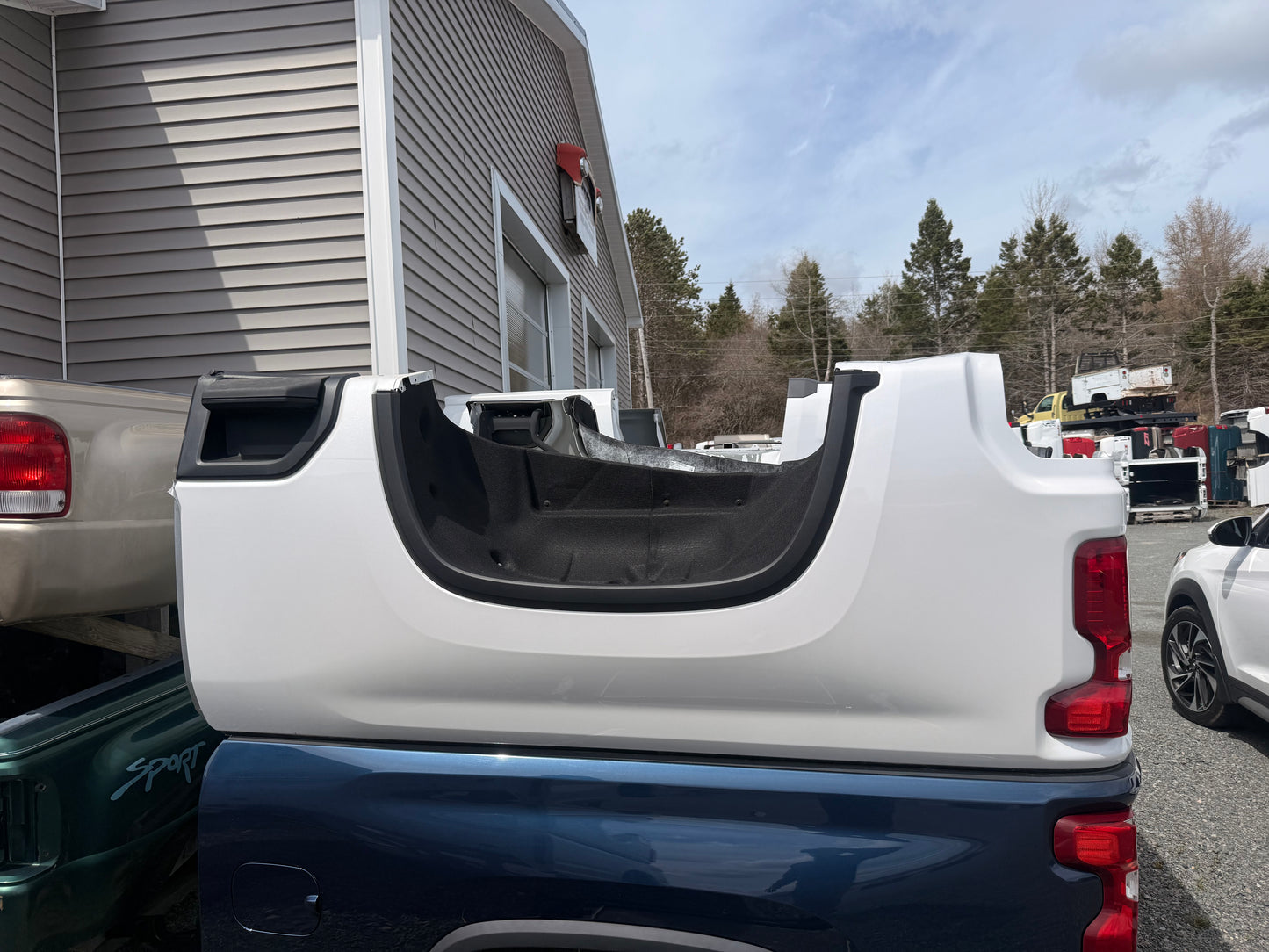 2020-2026 Chevrolet Silverado 2500HD 3500HD 6'6" Standard Bed Truck Box