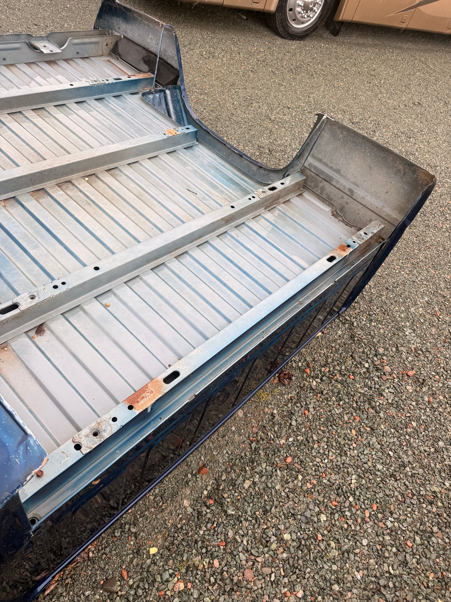 1988-1998 Chevrolet Silverado 6’6” Standard Bed Truck Box