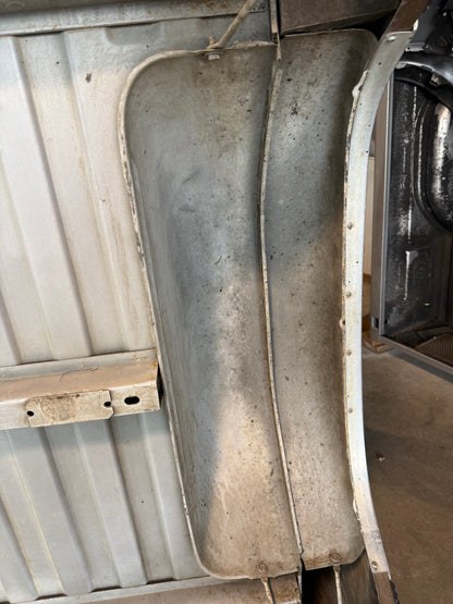 1988-1998 Chevrolet Silverado/GMC Sierra 6’6” Long Truck Box