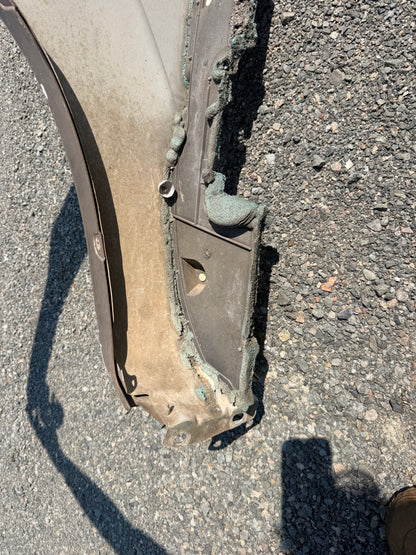 2011-2016 Ford F-250 F-350 OEM Passenger Side Fender