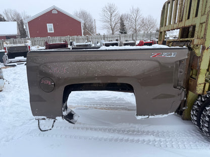 2014–2019 Chevrolet Silverado 1500/2500/3500 5’8” Truck Box