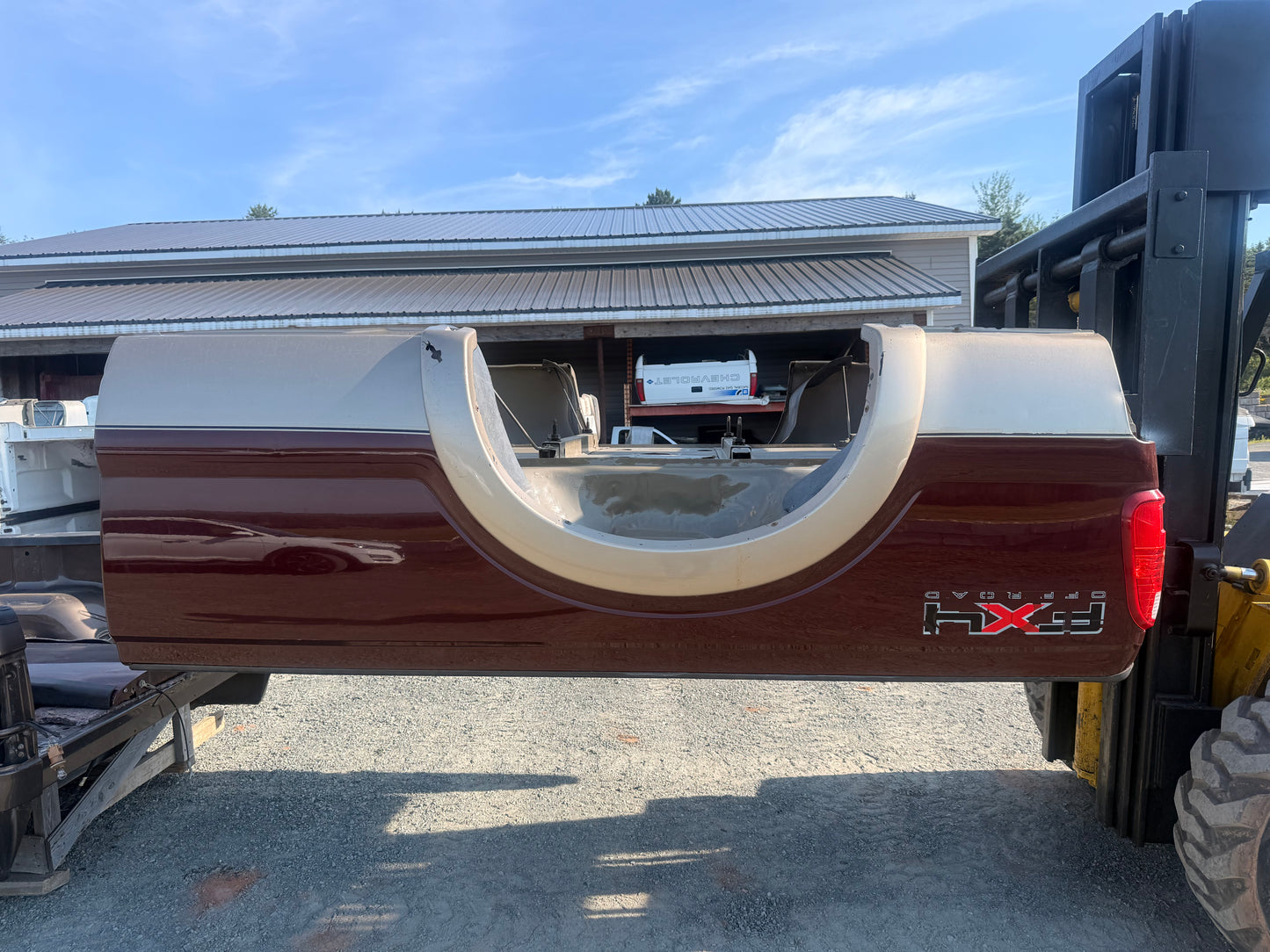 2011-2016 Ford F-250/F-350, 8ft Long Truck Box