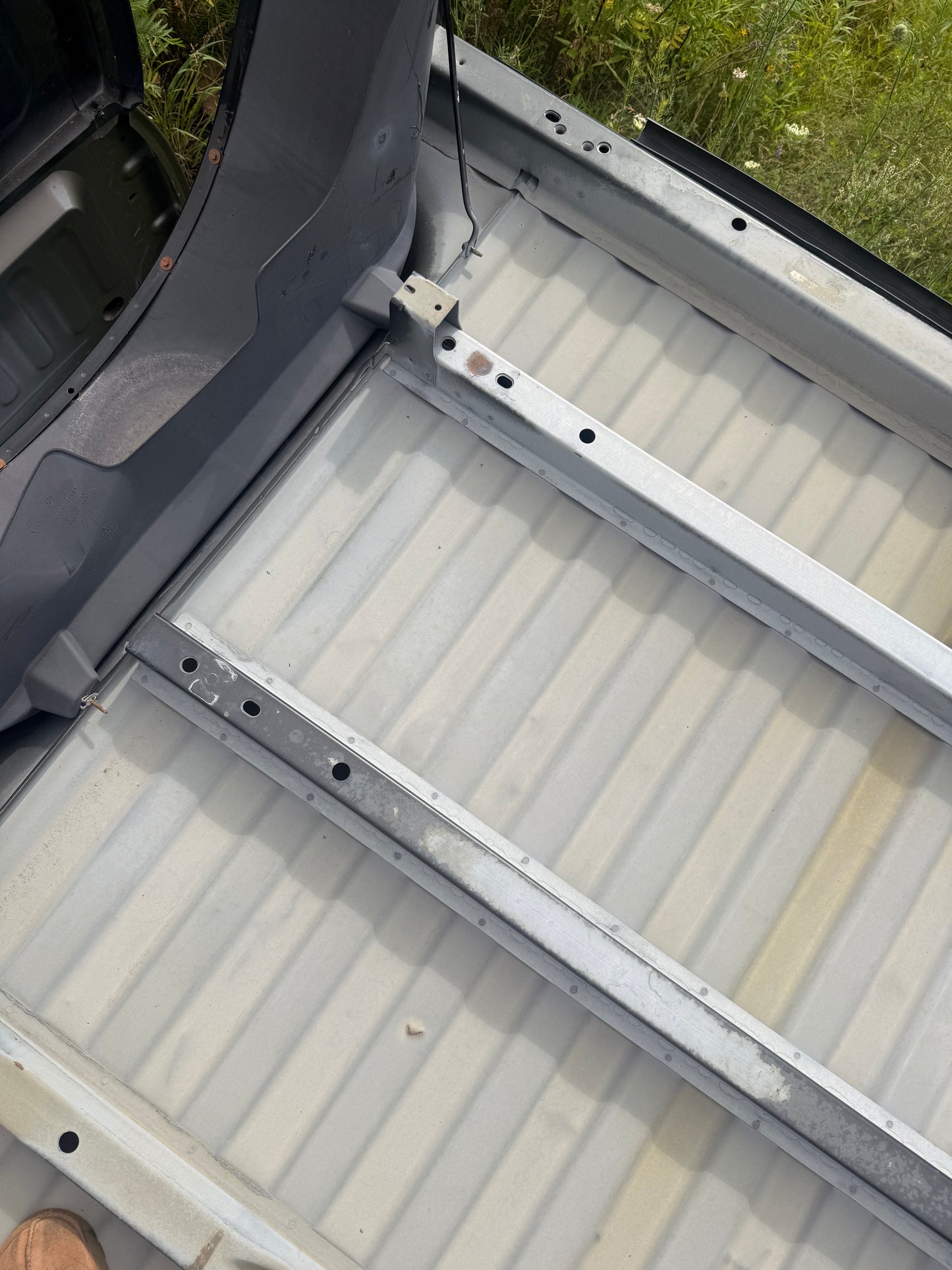 2009-2018 Dodge Ram 1500 5'7" Short Bed Truck Box