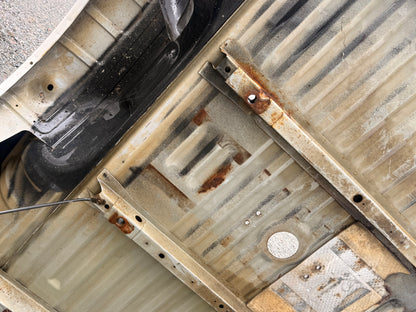 2011–2016 Ford F-250/F-350 6'9" Standard Bed Truck Box