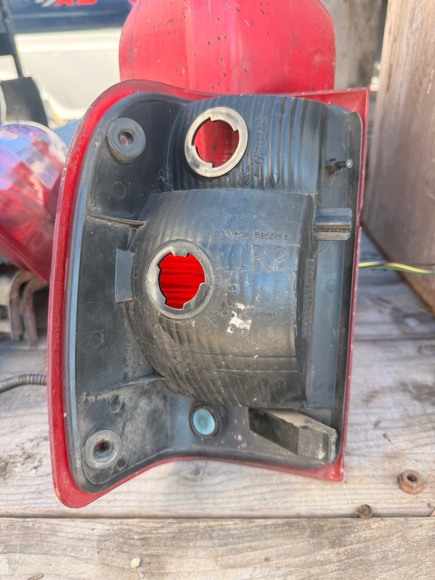 2001–2005 Ford Ranger OEM Passenger Side Tail Light