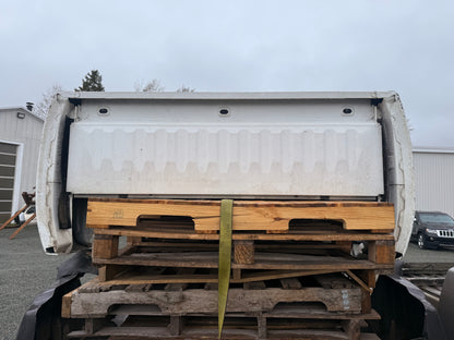 Chevrolet Silverado 1500 5'8" Short Bed Truck Box