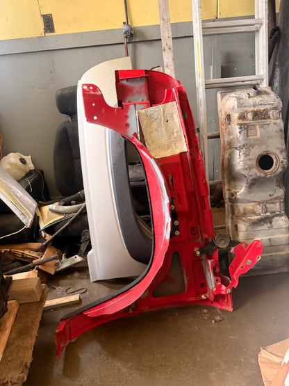 2003-2006 Chevrolet Silverado “Cat Eye” Passenger Side Fender