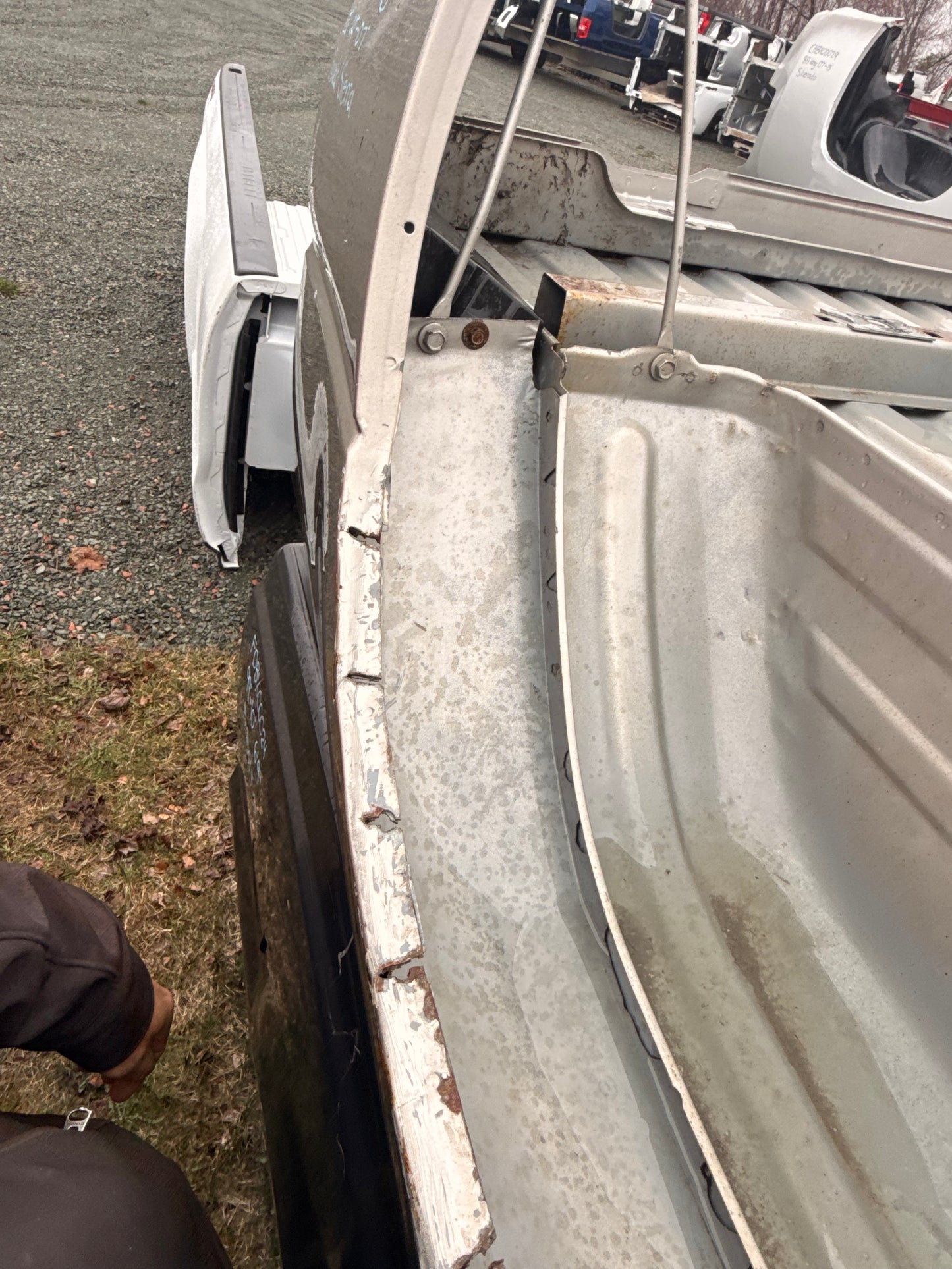 1999–2007 GMC Sierra 6'6" Standard Bed Truck Box